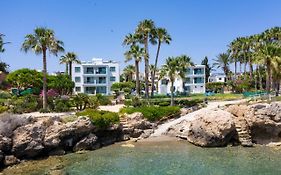 Rododafni Beach Apartments Paphos