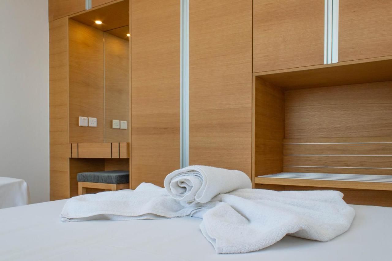 Rododafni Beach Apartments Klorakas Exterior photo