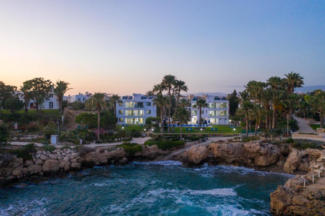Rododafni Beach Apartments Klorakas Exterior photo