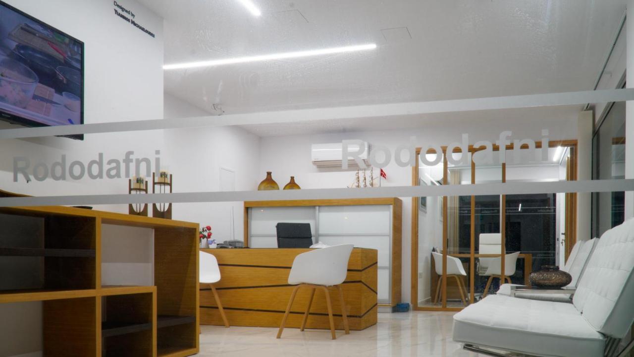 Rododafni Beach Apartments Klorakas Exterior photo